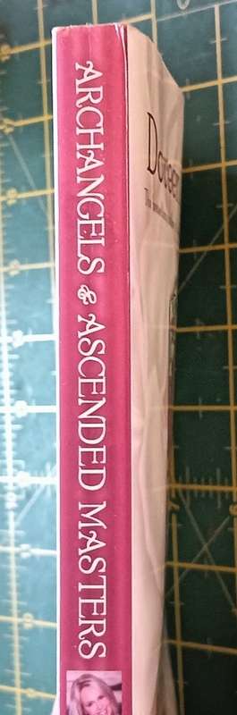Archangels and Ascended Masters - Doreen Virtue - Softcover - 243 Pages