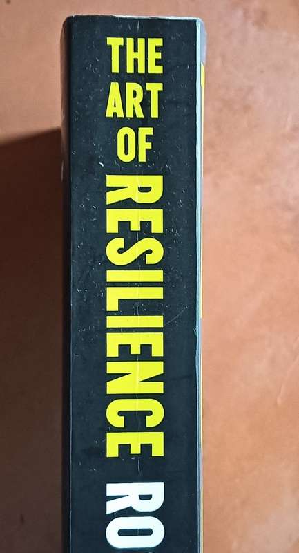 The Art of Resilience - Ross Edgley - Softcover - 364 pages