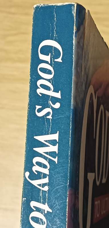 God's Way to Ultimate Health - Dr. George Melkmus with Michael Dye - Softcover - 282 pages