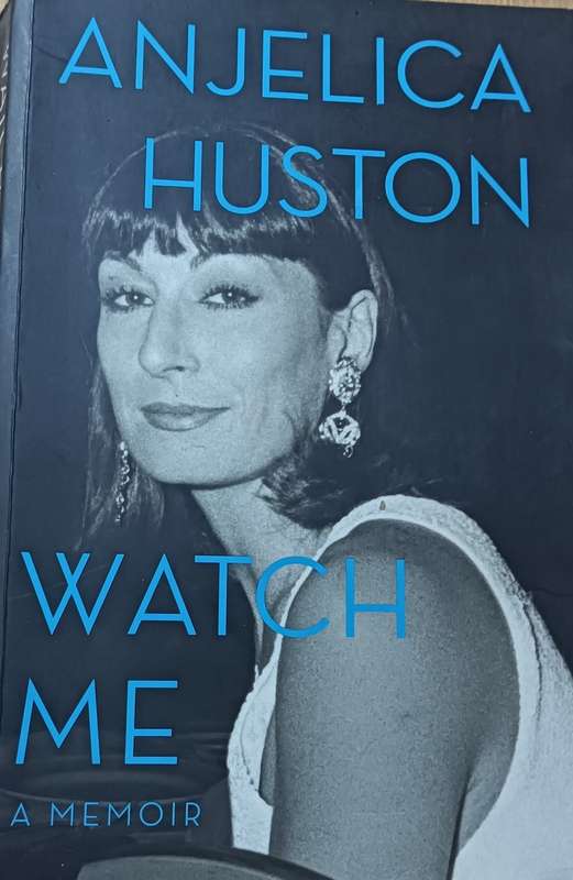 Watch Me - Anjelica Husten - Softcover - 389 pages