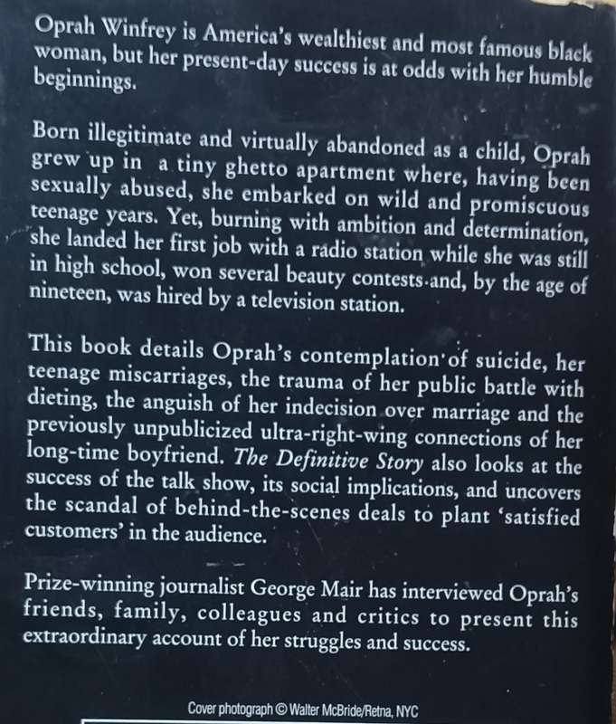 Oprah Winfrey - George Mair - Softcover - 412 pages