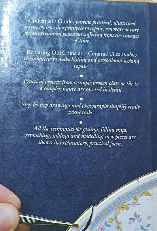 Repairing Old China and Ceramic Tiles - Jeff Oliver - Hardcover - 76 pages