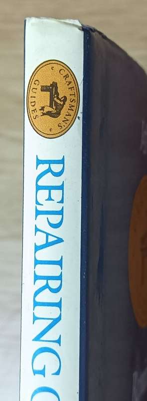 Repairing Old China and Ceramic Tiles - Jeff Oliver - Hardcover - 76 pages