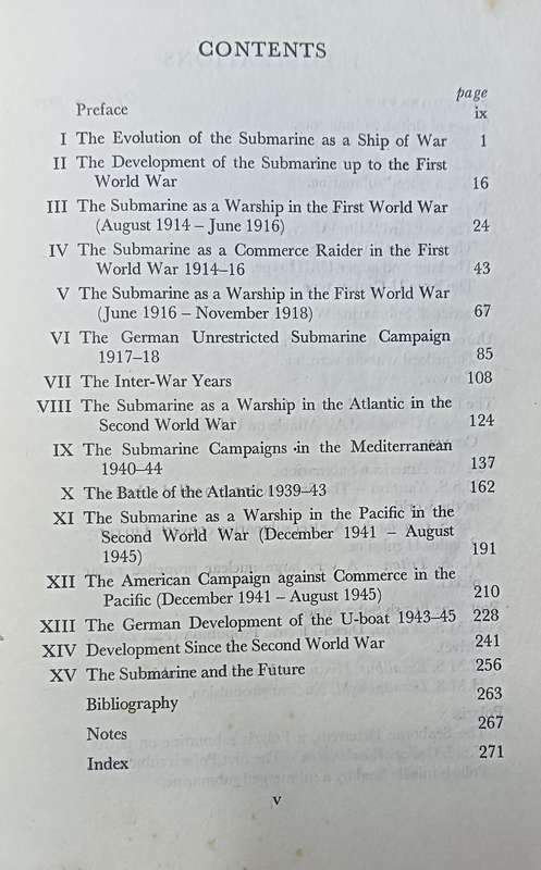 The Submarine and Sea Power - Vice Admiral Sir Arthur Hezlet - Softcover - 269 Pages