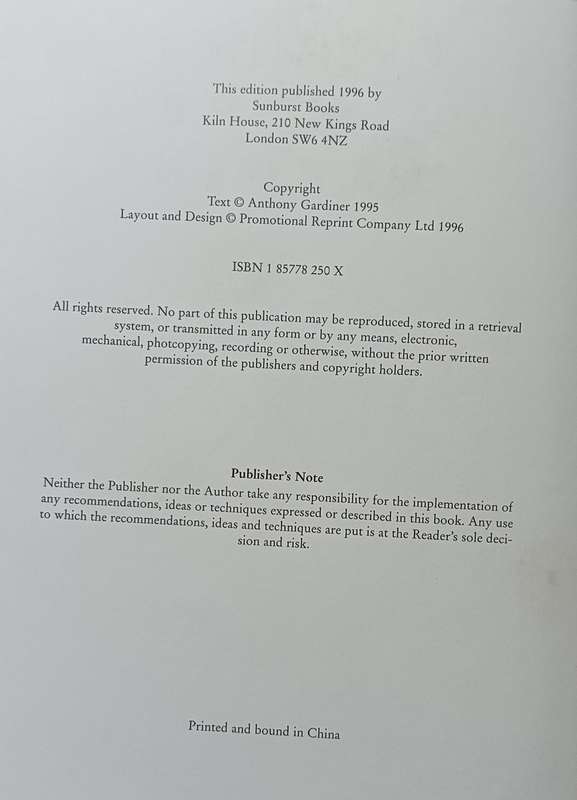 Creating a Herb Garden - Anthony Gardiner - Hardcover - 64 Pages