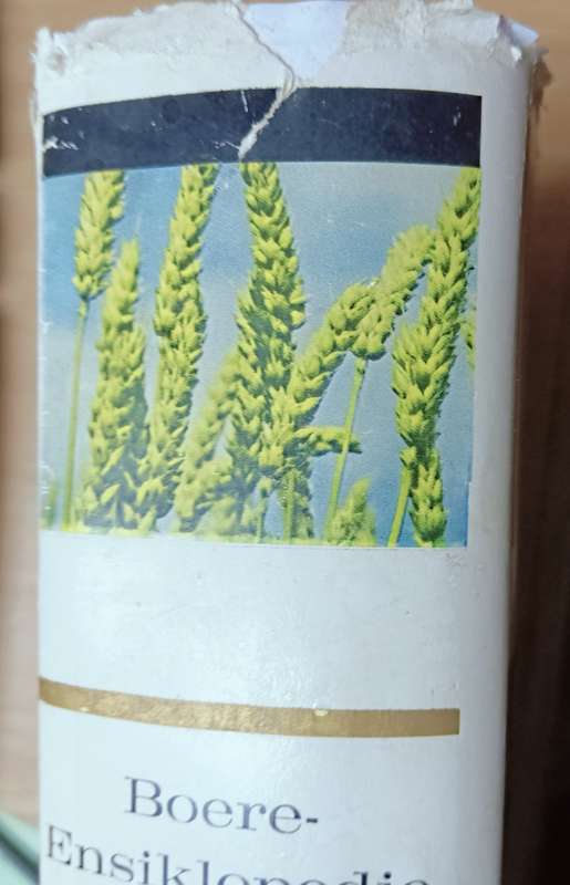 Farmers' Encyclopaedia / Boere-Ensiklopedie - Maurel, Carole (compiler) - Hardcover - 1211 pages