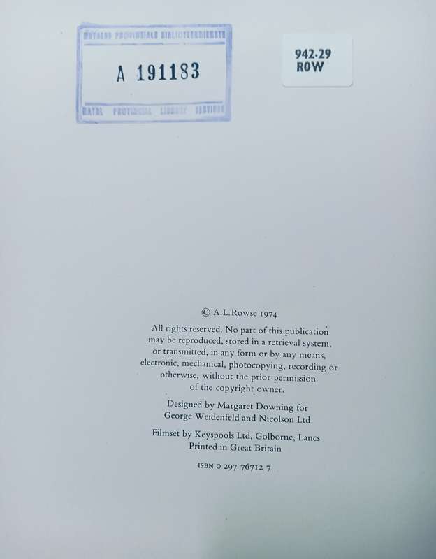 Windsor Castle - The History of a Nation - A.L. Rowse - Hardcover - 254 pages - Ex Library