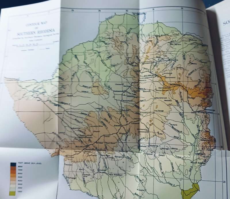 Southern Rhodesia - Handbook for the use of Settlers - Softcover - 99 Pages