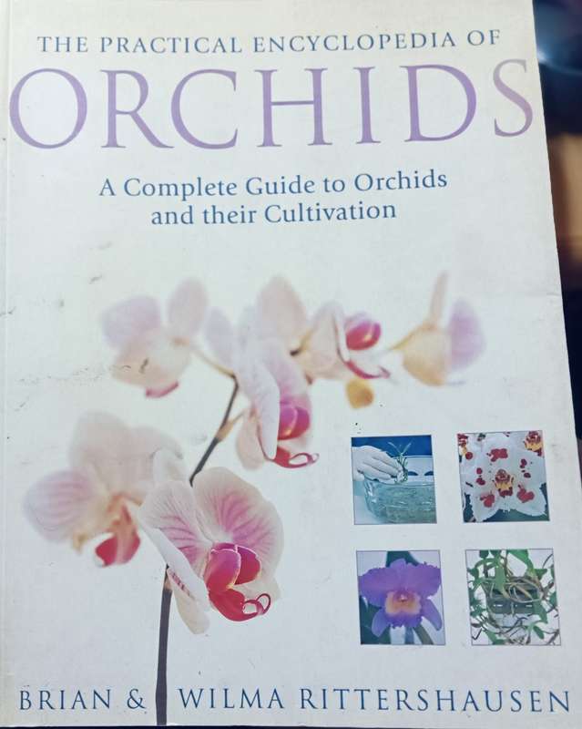 The Practical Encyclopedia of Orchids - A Guide to Orchids and their Cultiva - Softcover - 256 pages