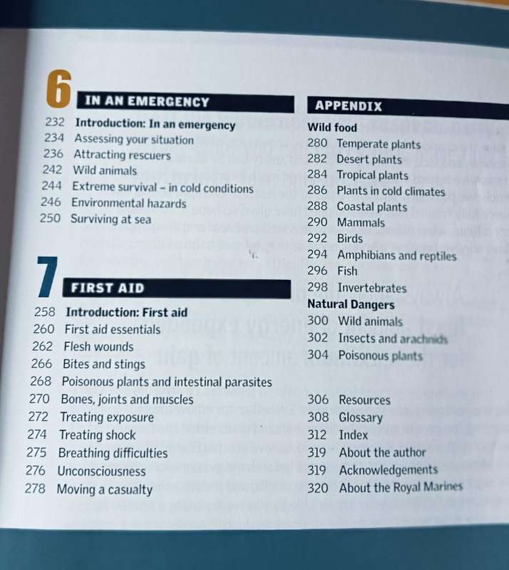 Survival Handbook in association with the Royal Marines - Softcover - 319 pages