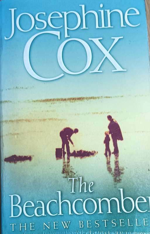 The Beachcomber - Josephine Cox - Softcover - 600 pages