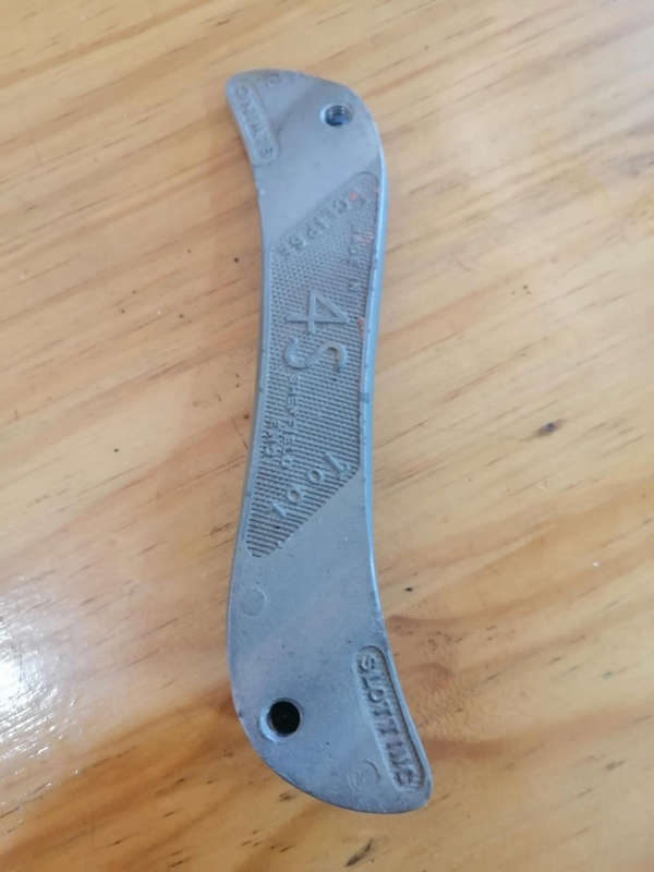 Eclipse 4s multi tool with 14 blades, manual