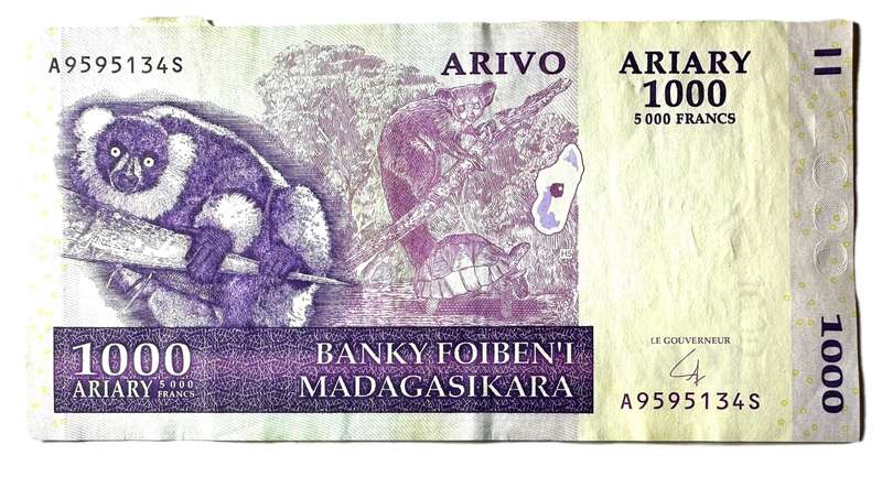 2004 1000 Ariary Madagascar Bank Note