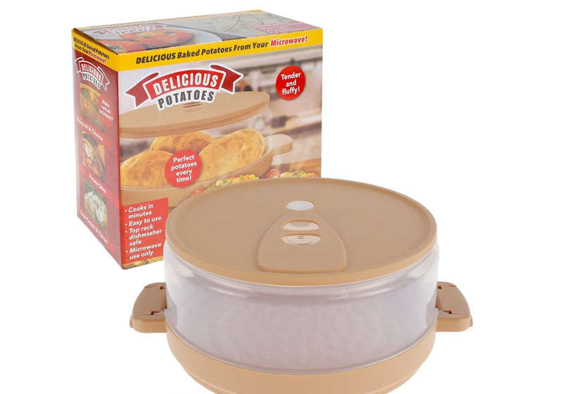 Super Awesome Microwave Potato Cooker with Lid