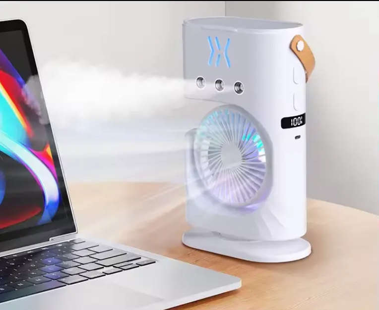 Water Tank Desktop Fan 3 gears Adjustment Desk Fan Portable Water Mist Spray Air Condition