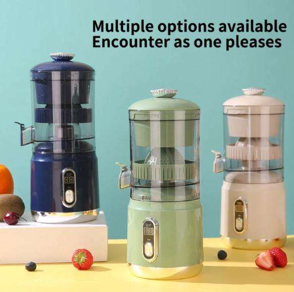 Wireless Rechargeable Mini Portable Juicer Cordless Design for Convenient USB/Electric Power Source