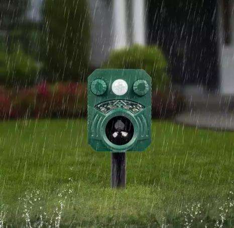 Humane Trap Light Flashing Alarming Sound Garden ODM OEM Wild Cat Ultrasonic Repellent Waterproof So