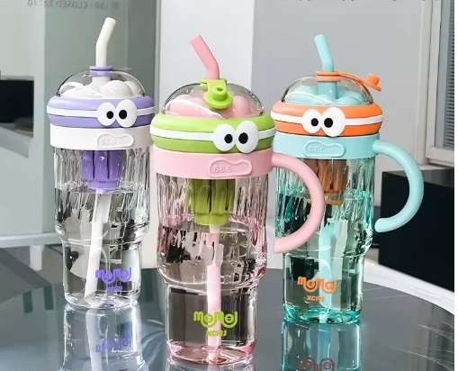 Large capacity ice cup high value children's straw plastic cup-blue