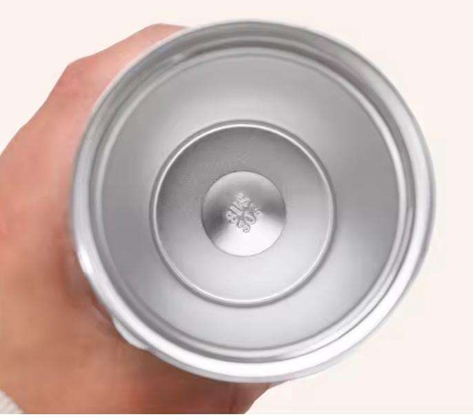 Durable Vacuum Insulated Coffee Mug Made from Stainless Steel