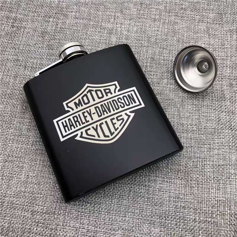 Stainless Steel Hip Flask, 4 Short Glass And 1 Funnel