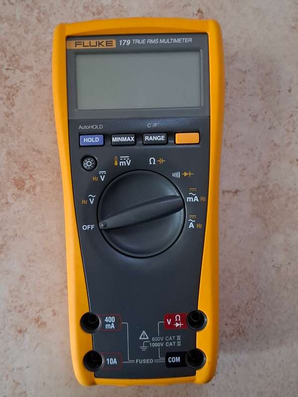 Fluke 179 True-RMS Digital Multimeter with display backlight
