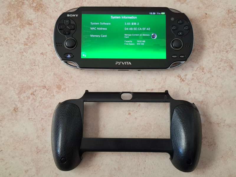 Sony Playstation Vita + SD2Vita