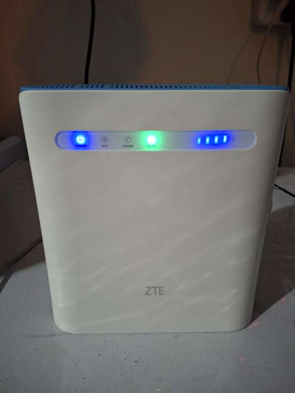 ZTE MF286C LTE 4G WiFi Router (Fixed LTE as well)