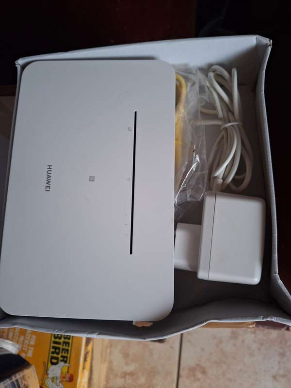 Huawei B311B-853 4G LTE Router