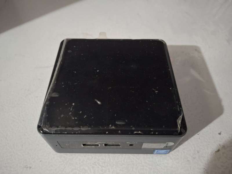 Intel NUC NUC7CJYH (120 GB SSD / 8 GB Ram)
