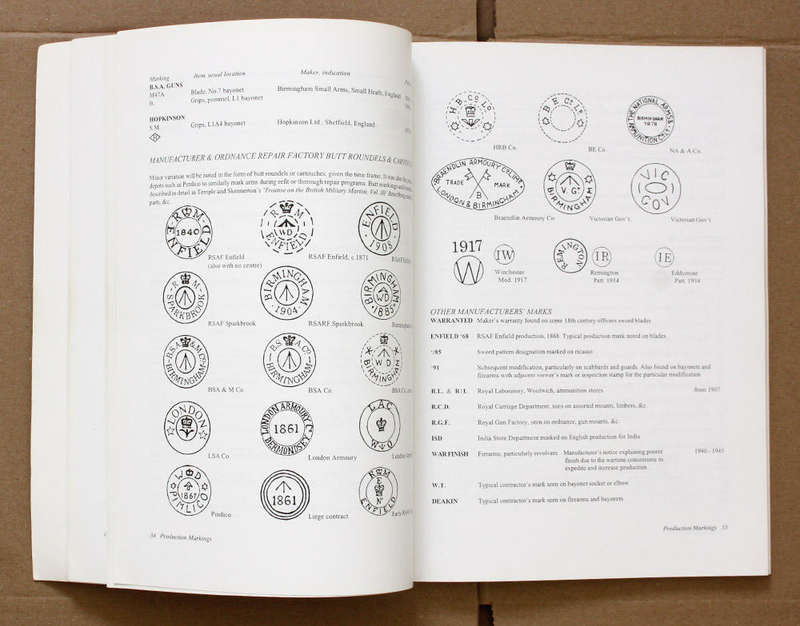 The Broad Arrow - Ian Skennerton - British Empire Military Markings