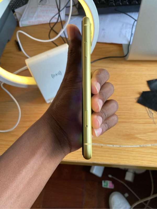 iPhone 11