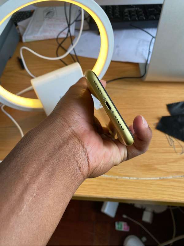 iPhone 11