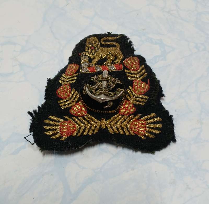 SA Navy Warrant Officer's Cap Badge