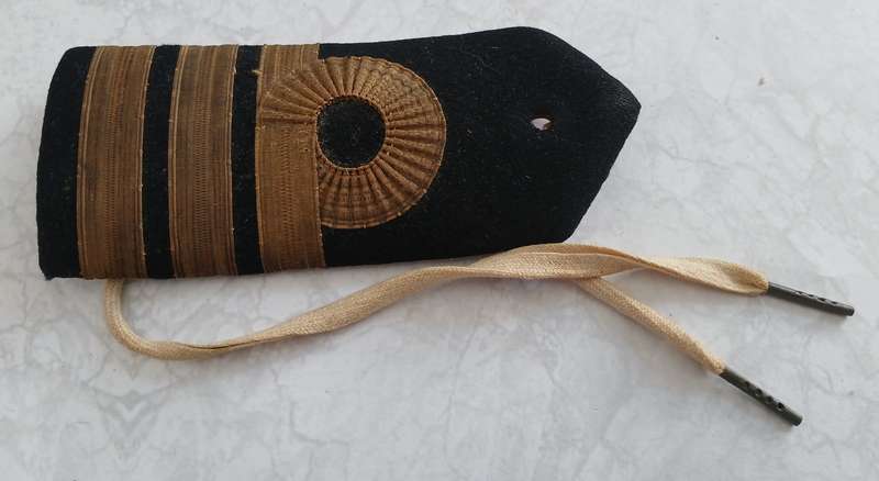 Royal Navy Commander Shoulder Board