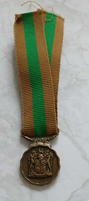 SADF Era Good Service Medal - miniature
