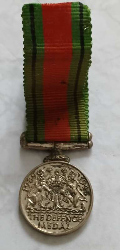 WW2 Era Defence Medal - miniature