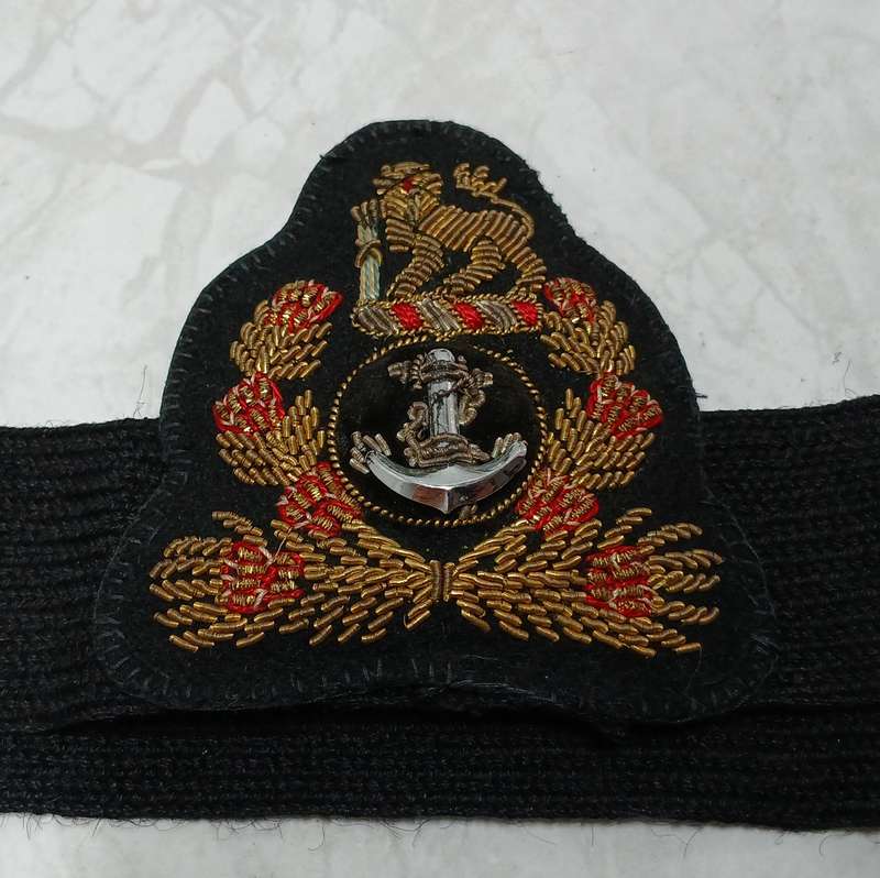 SA Navy Warrant Officer's Cap Badge with hat band.