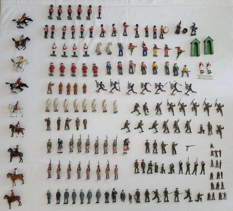 Toy Soldiers - 169 pieces