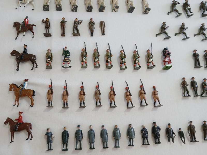 Toy Soldiers - 169 pieces