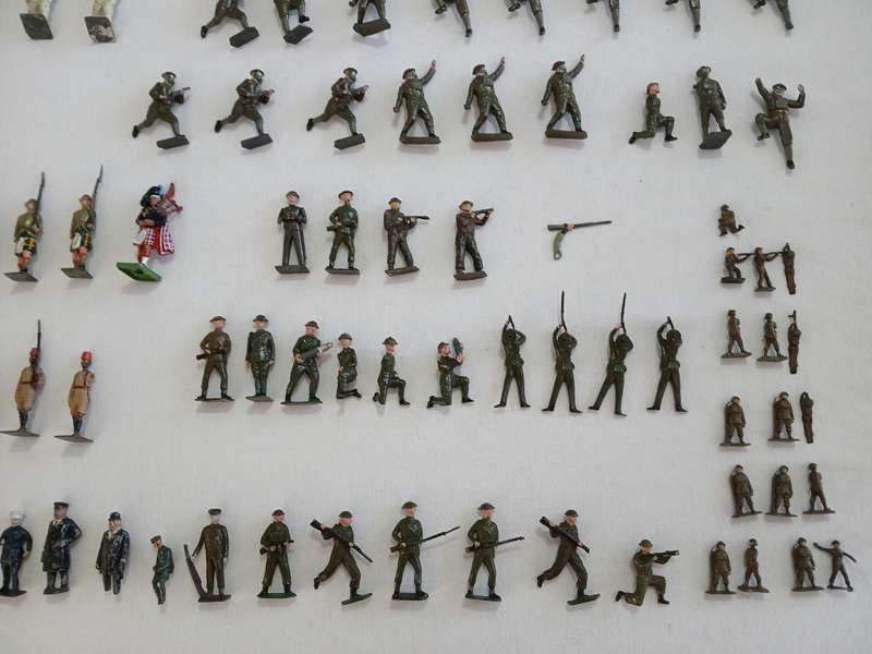 Toy Soldiers - 169 pieces