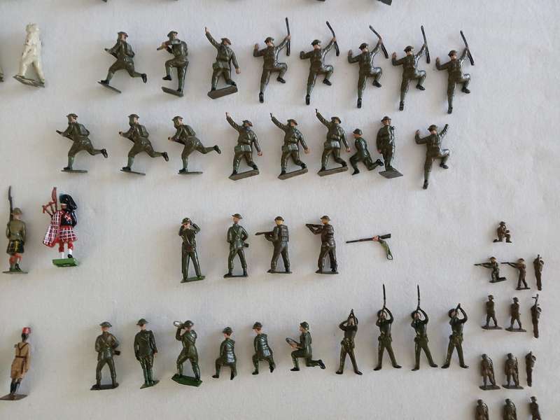 Toy Soldiers - 169 pieces