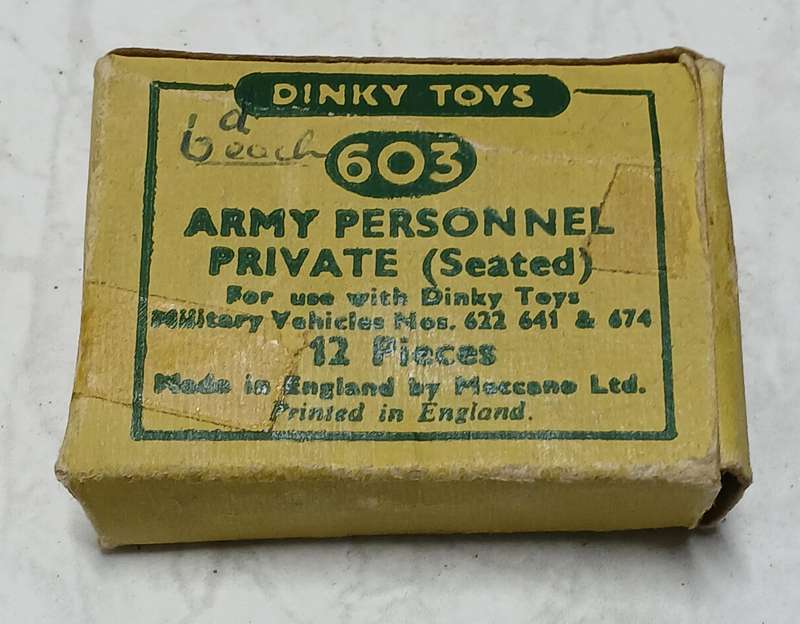 Dinky Toys - Army Personnel Box