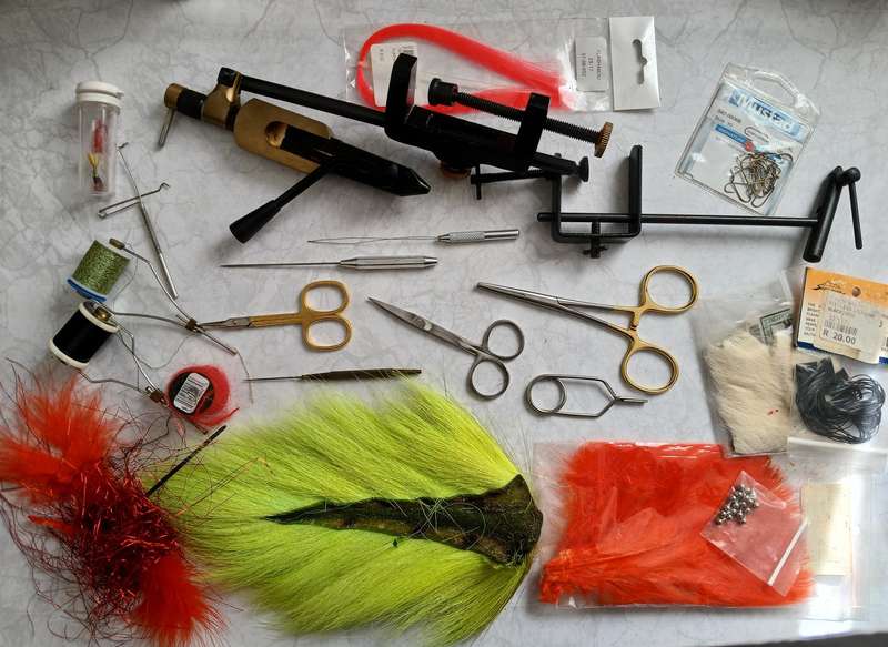 Fly Fishing Vise and Accessories
