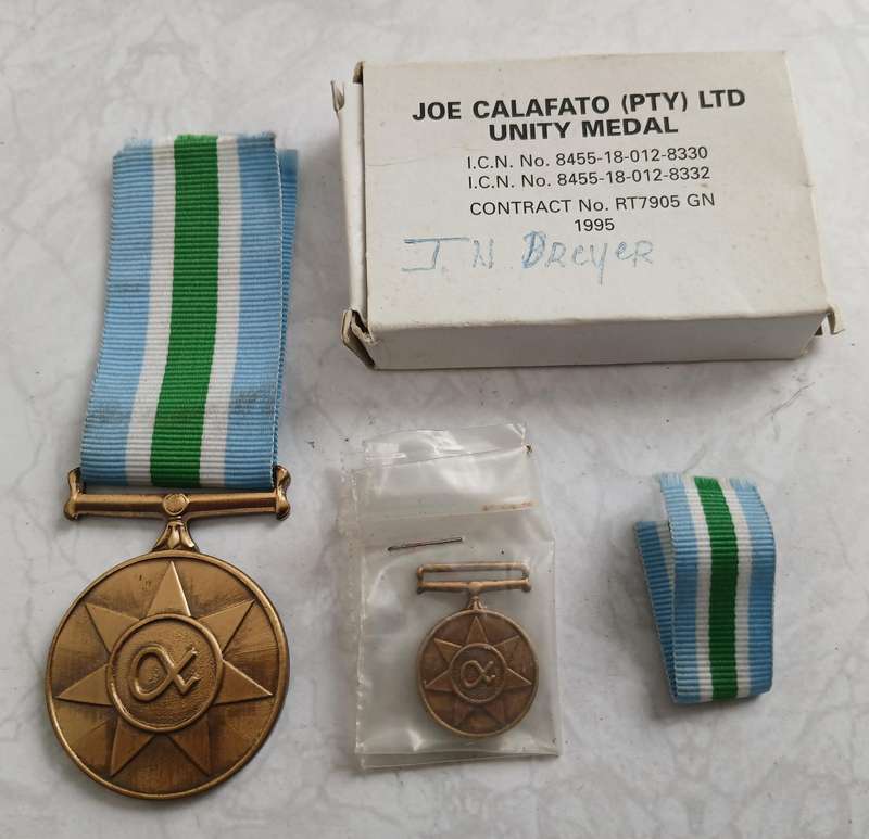 Unitas Medal Set