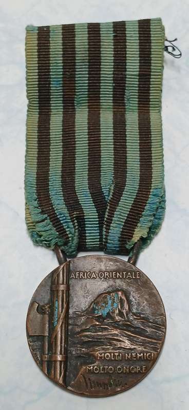 Italian Colonial Era Medal