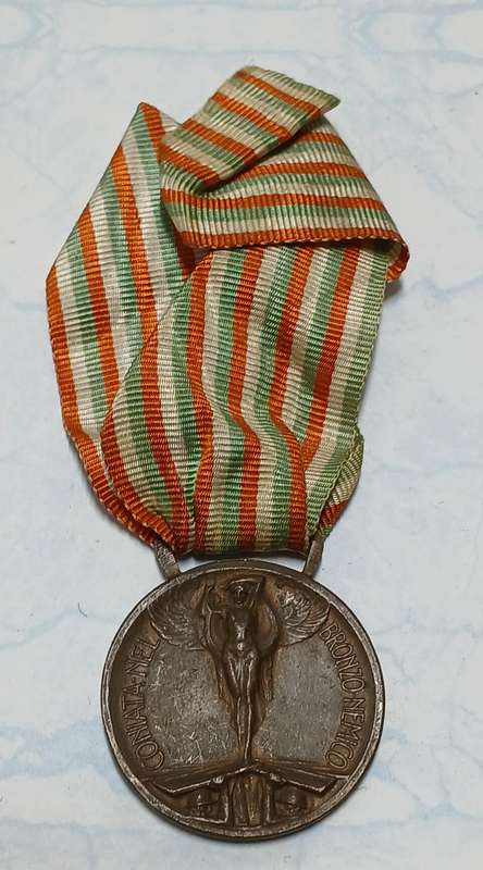 Italian Colonial Era Medal