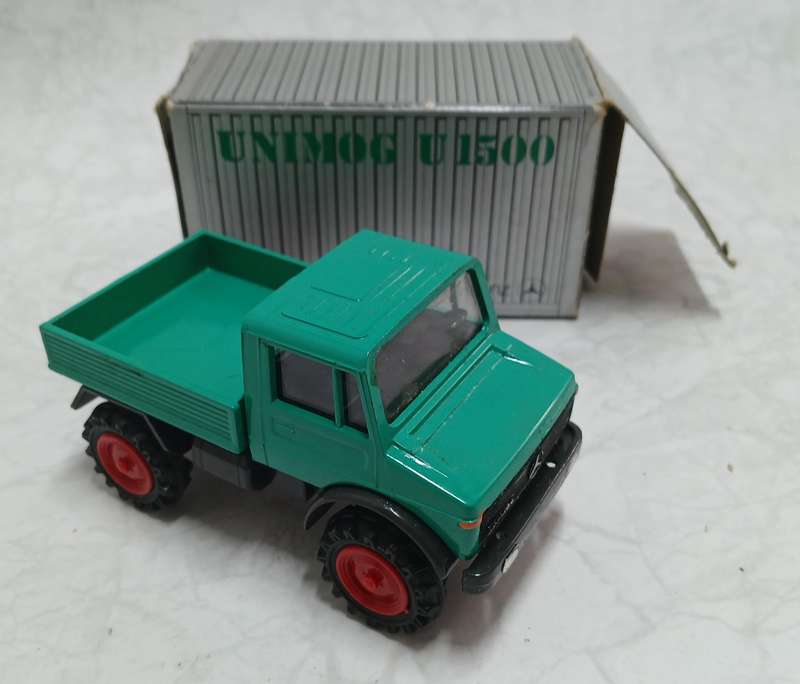 Unimog MB Die Cast Model