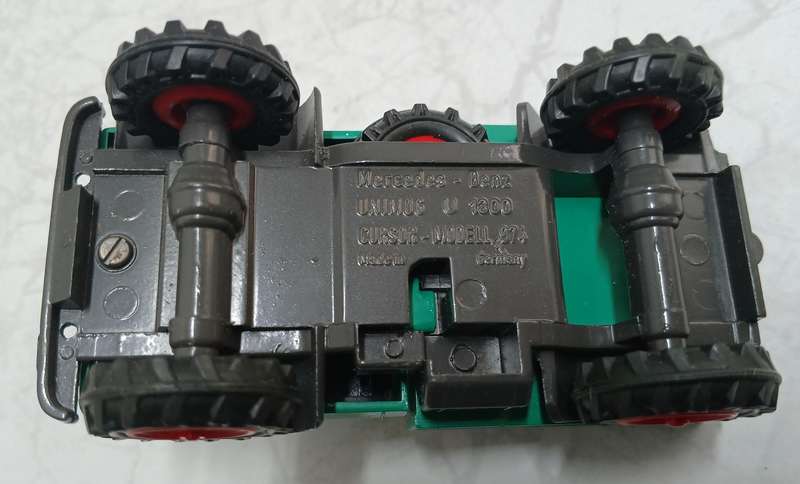 Unimog MB Die Cast Model