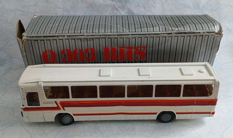 Mercedes-Benz Bus Die Cast Model