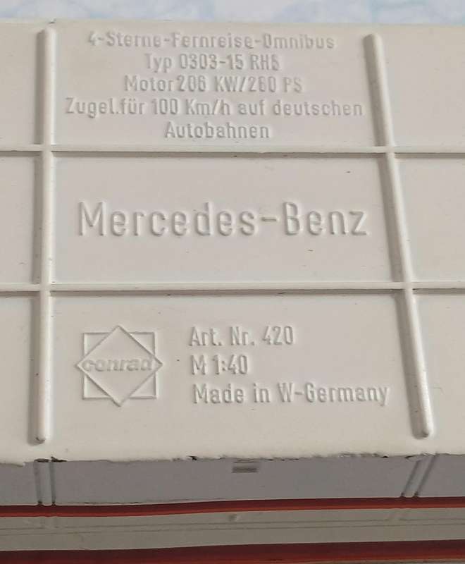 Mercedes-Benz Bus Die Cast Model